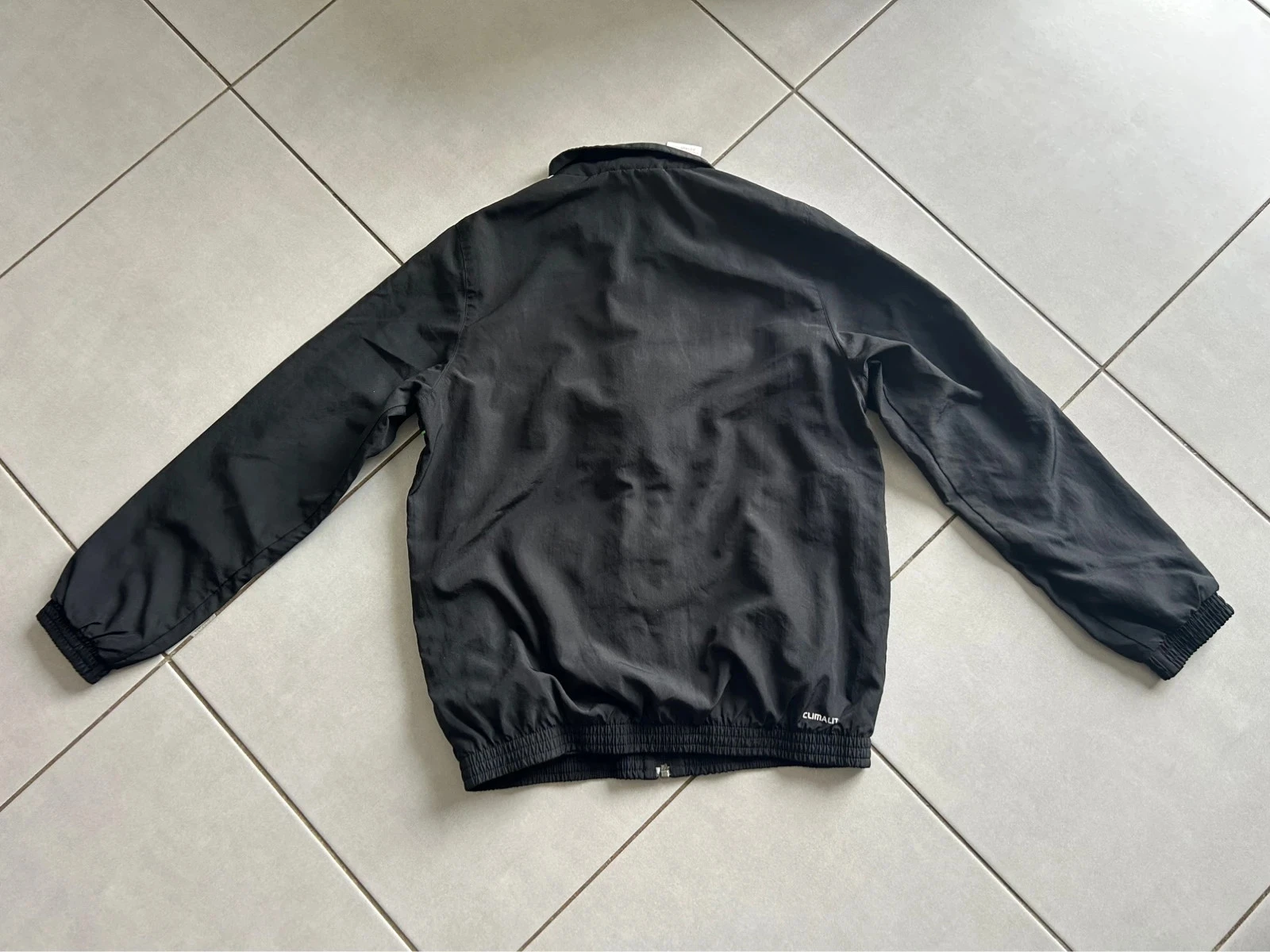 Zwarte Adidas joggingvest 12 jaar – photo 2